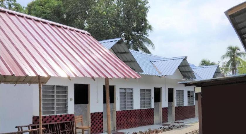 Oyo 90176 D'Cruz Sunrise Villa Pantai Cenang  Exterior foto